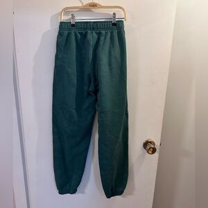 Aritzia TNA Cozy Fleece Sweatpants Forest Green XXS Womens Joggers Lounge Pants